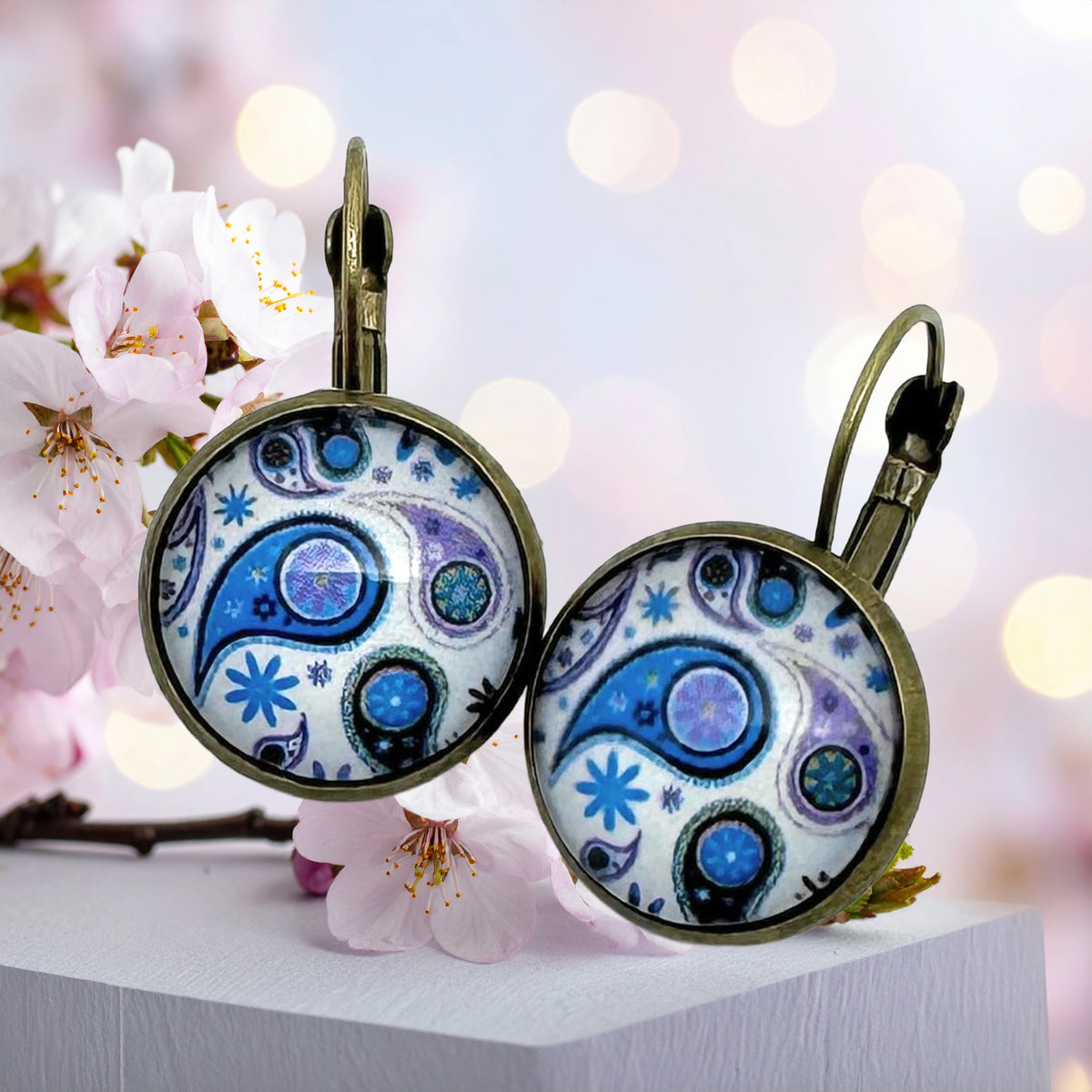 Boucles d'oreilles cabochon paisley bleu