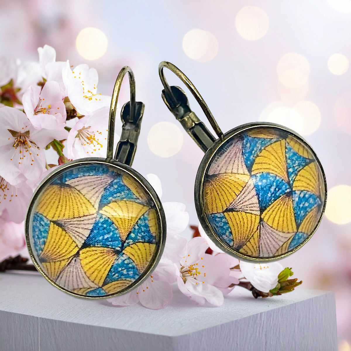 Boucles d’oreilles motifs wax – dormeuse bronze